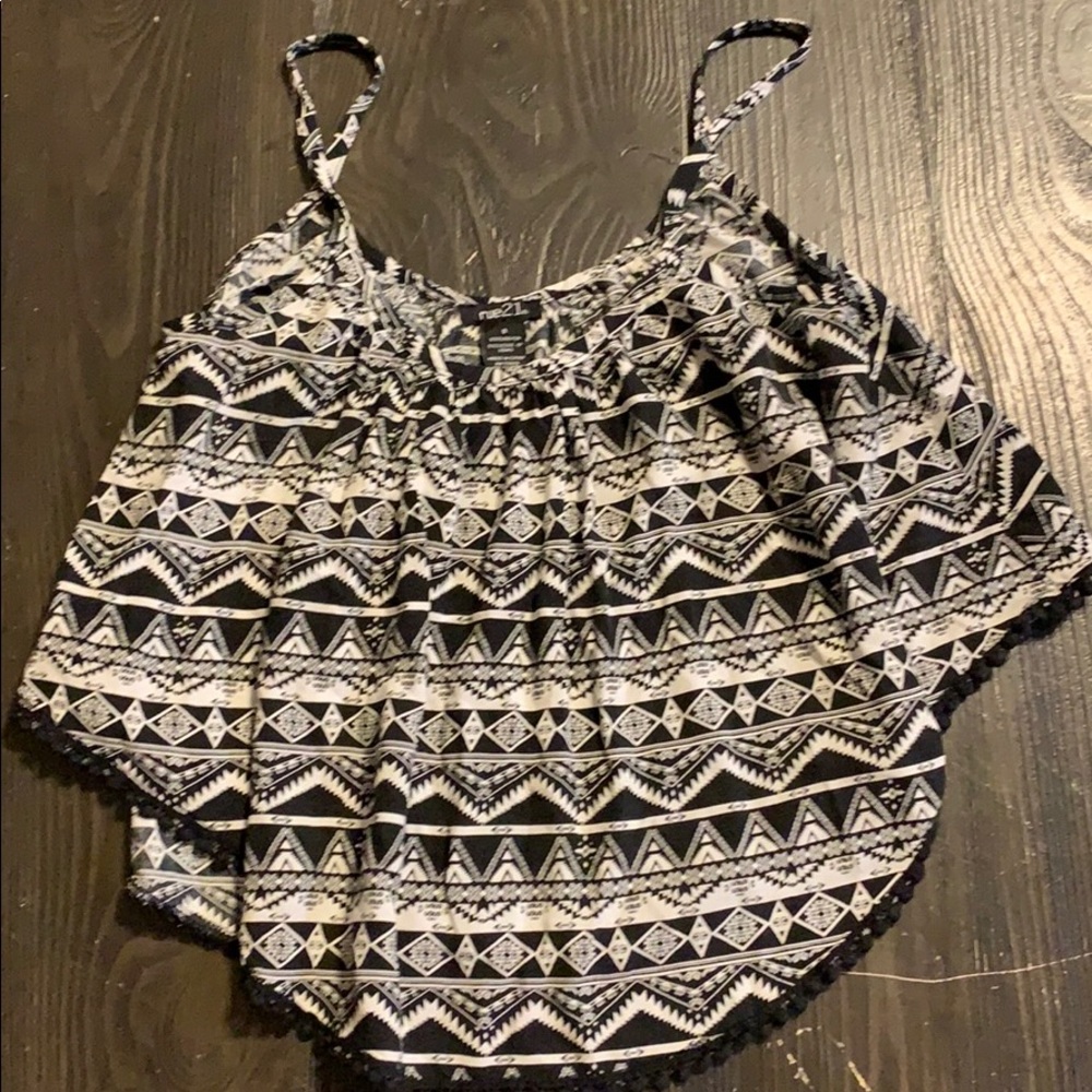 Crop top